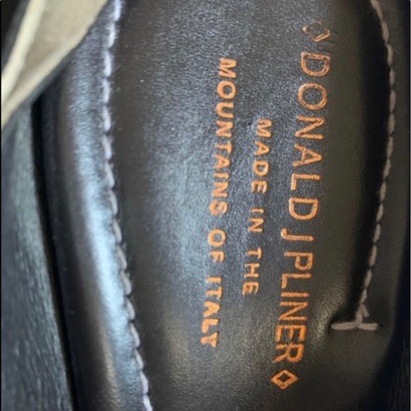 Donald J Pliner metallic shoes - Picture 3 of 6